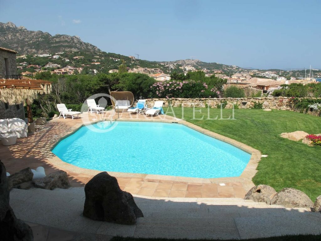 Villa con piscina a Porto Cervo, Sardegna