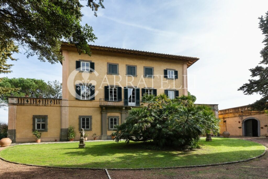 Villa medicea nella campagna pisana