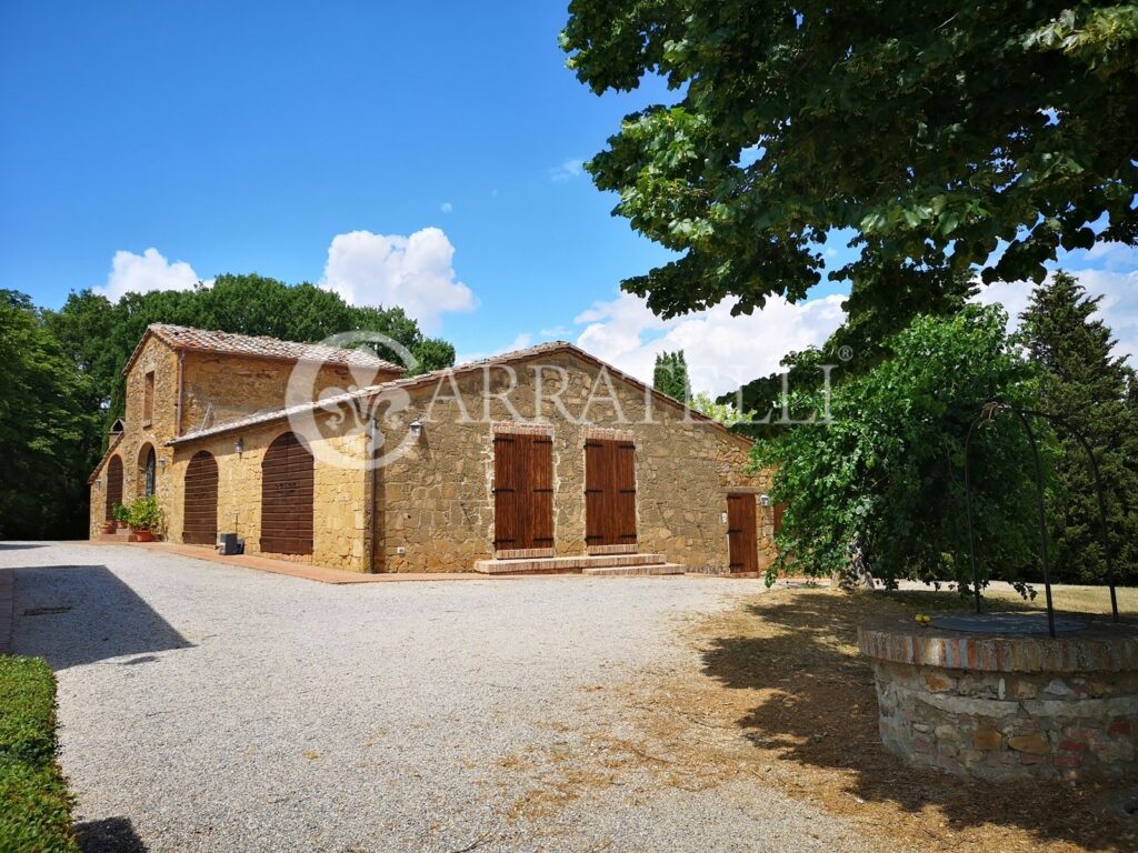 Casale panoramico a Montefollonico – Toscana