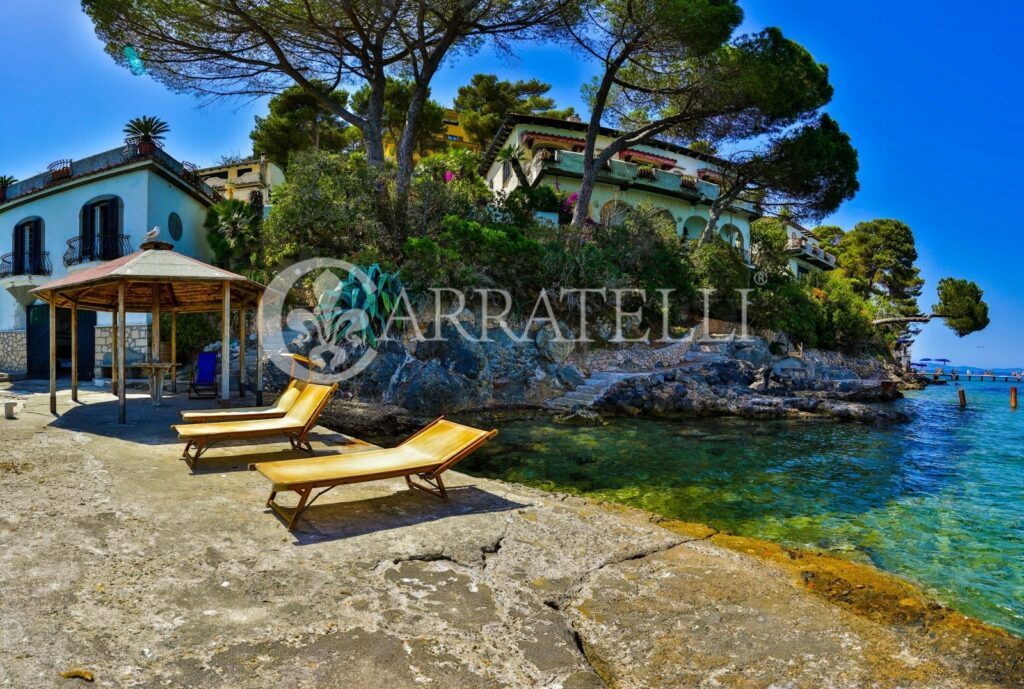 Luxury villa with private beach – Argnetario