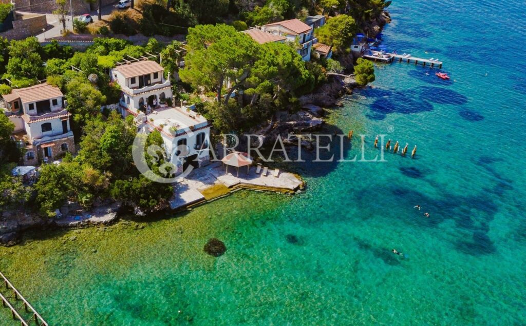 Luxury villa with private beach – Argnetario