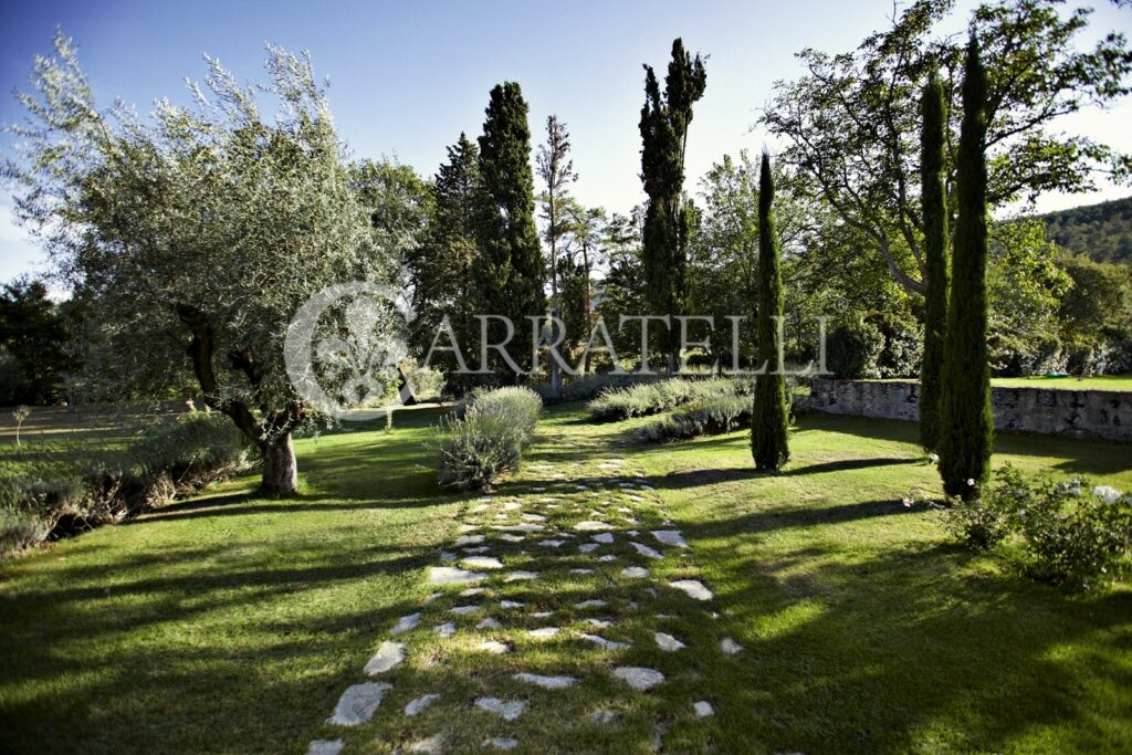 Casale con piscina a Cetona – Toscana