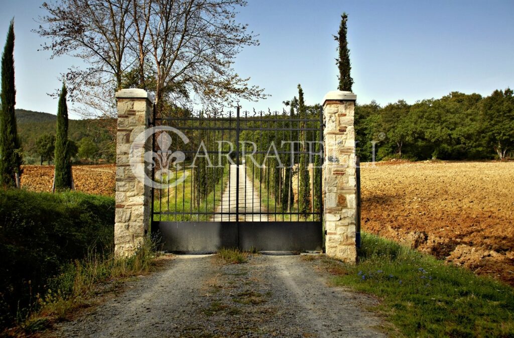 Casale con piscina a Cetona – Toscana