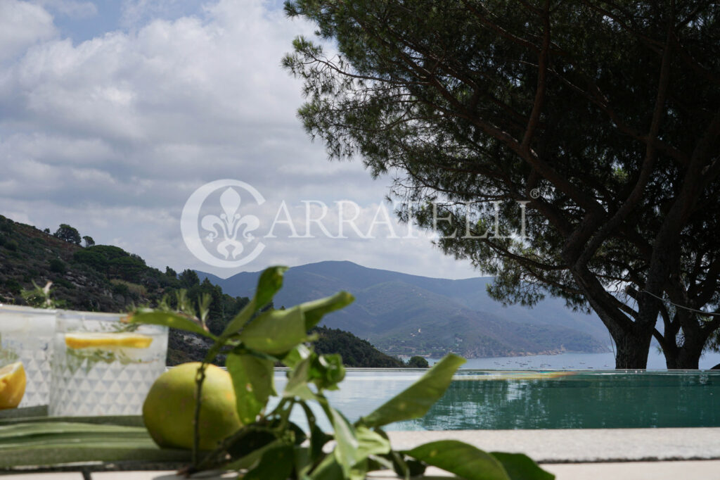 Isola D Elba villa nuova costruzione con piscina