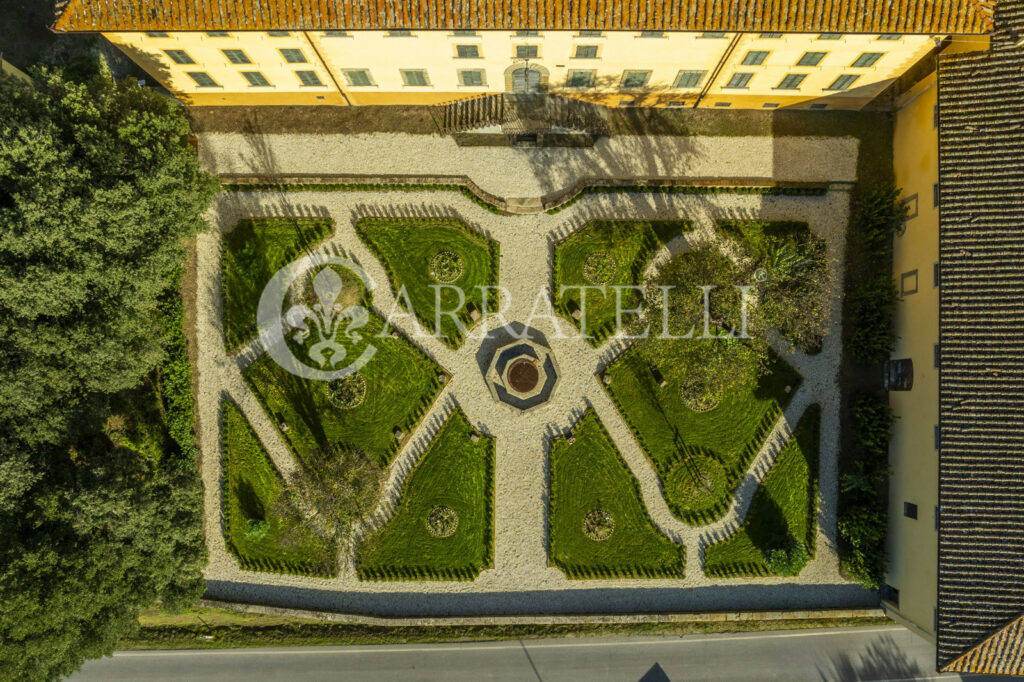 Villa d’epoca con parco a Castiglion Fiorentino