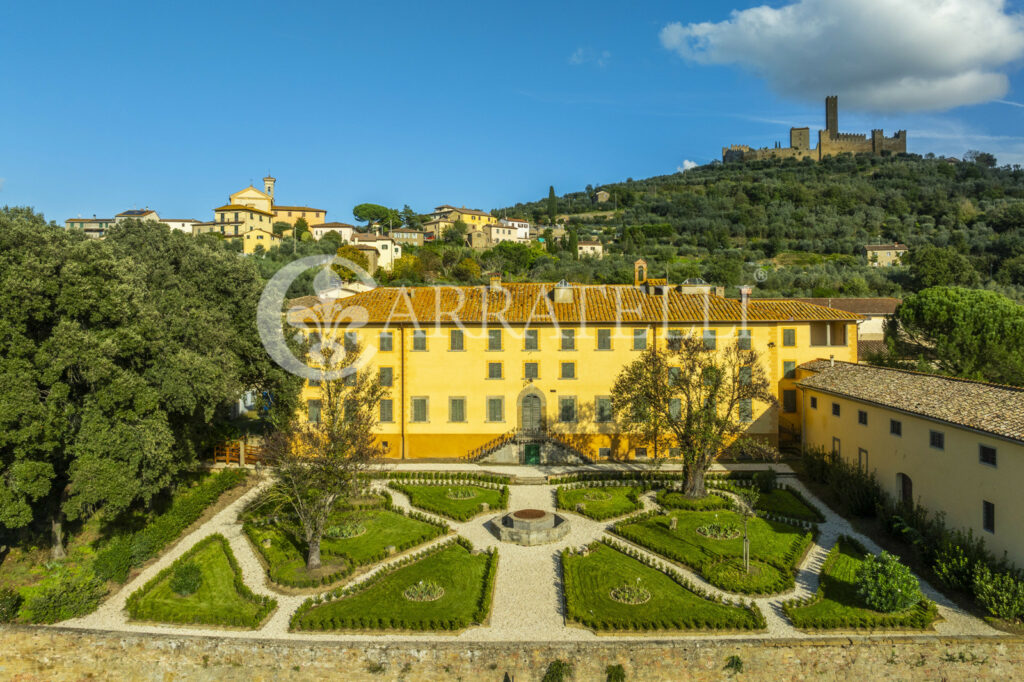 Villa d’epoca con parco a Castiglion Fiorentino