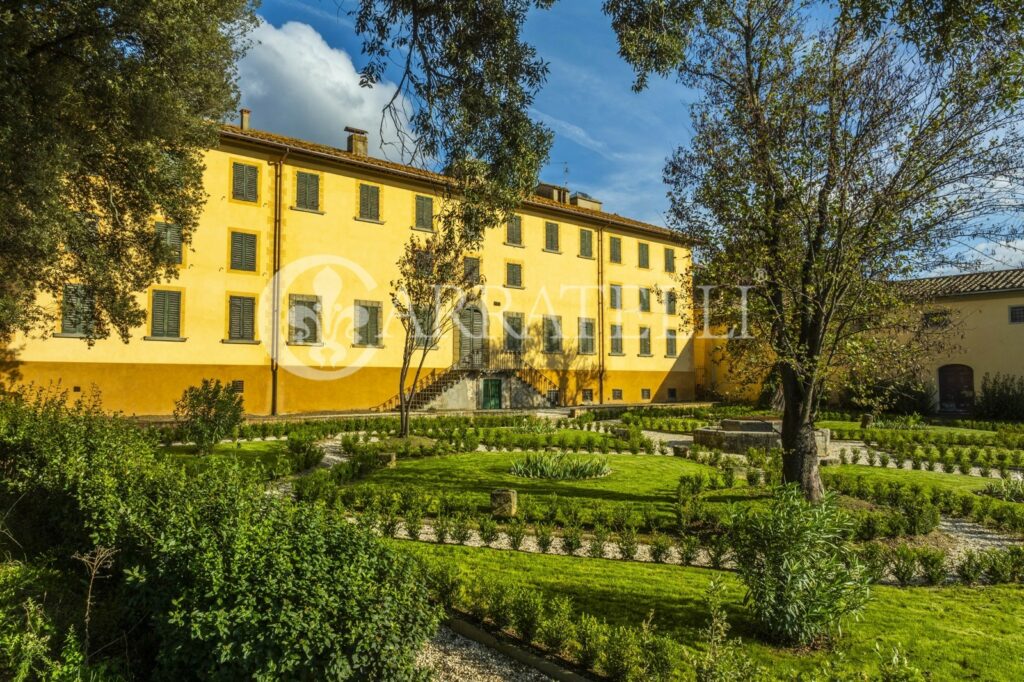 Villa d’epoca con parco a Castiglion Fiorentino