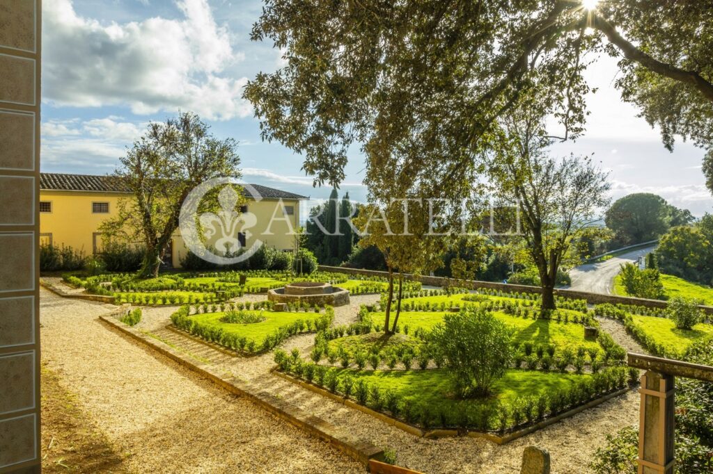 Villa d’epoca con parco a Castiglion Fiorentino