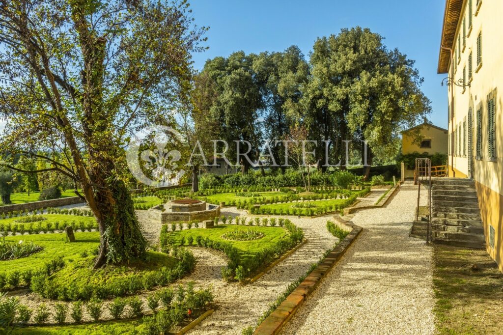 Villa d’epoca con parco a Castiglion Fiorentino