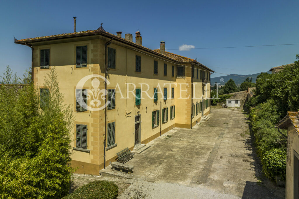 Villa d’epoca con parco a Castiglion Fiorentino