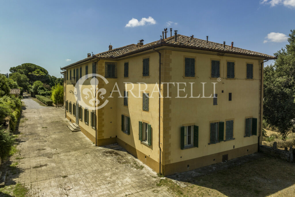 Villa d’epoca con parco a Castiglion Fiorentino