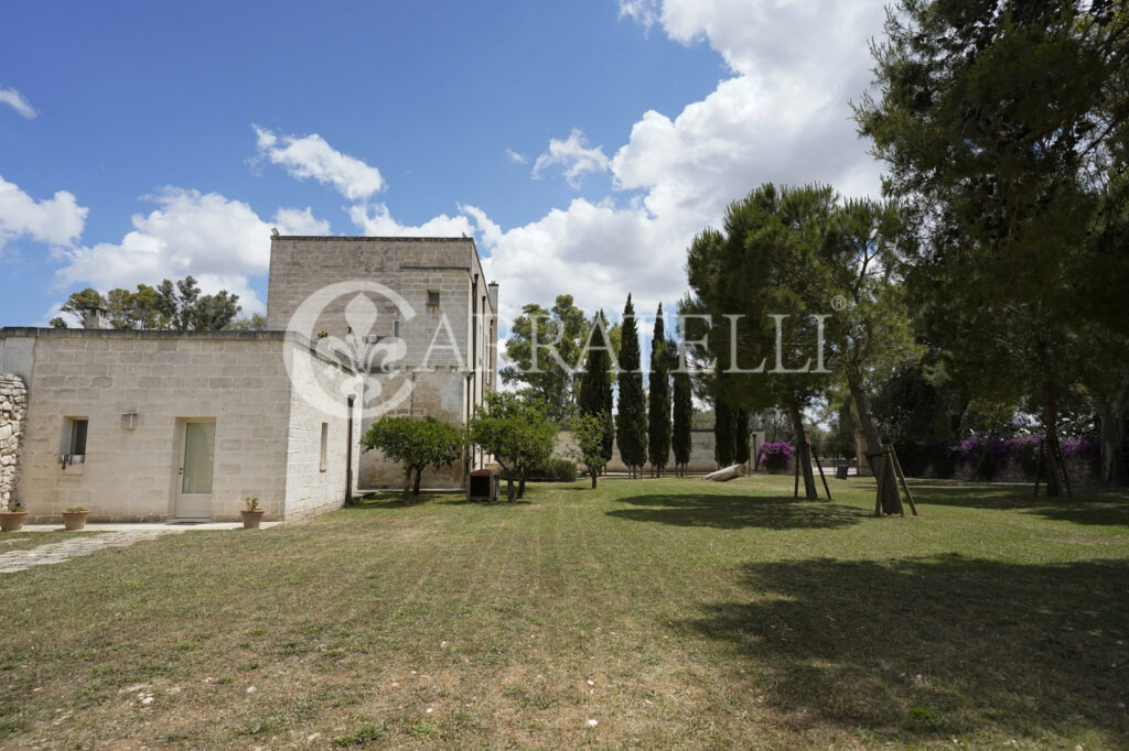 Masseria con Azienza Agricola nel cuore della Puglia