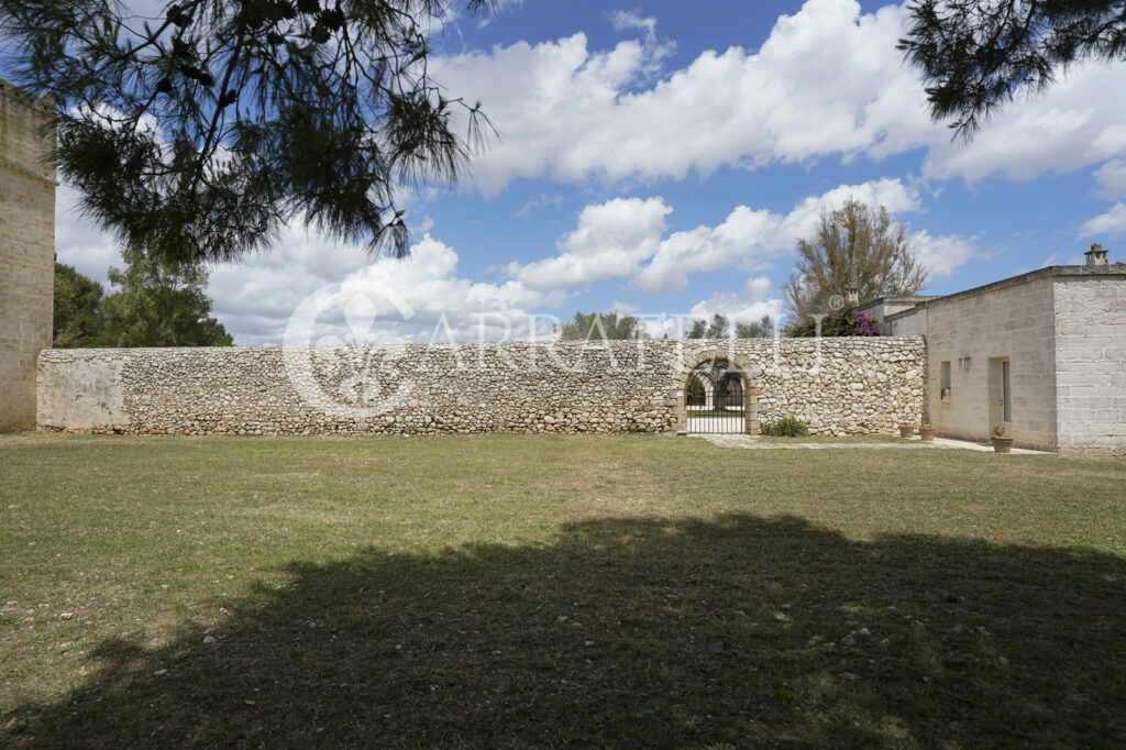 Masseria con Azienza Agricola nel cuore della Puglia