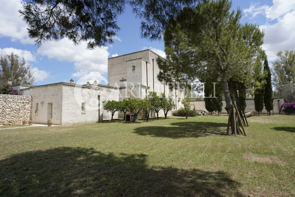 Masseria con Azienza Agricola nel cuore della Puglia