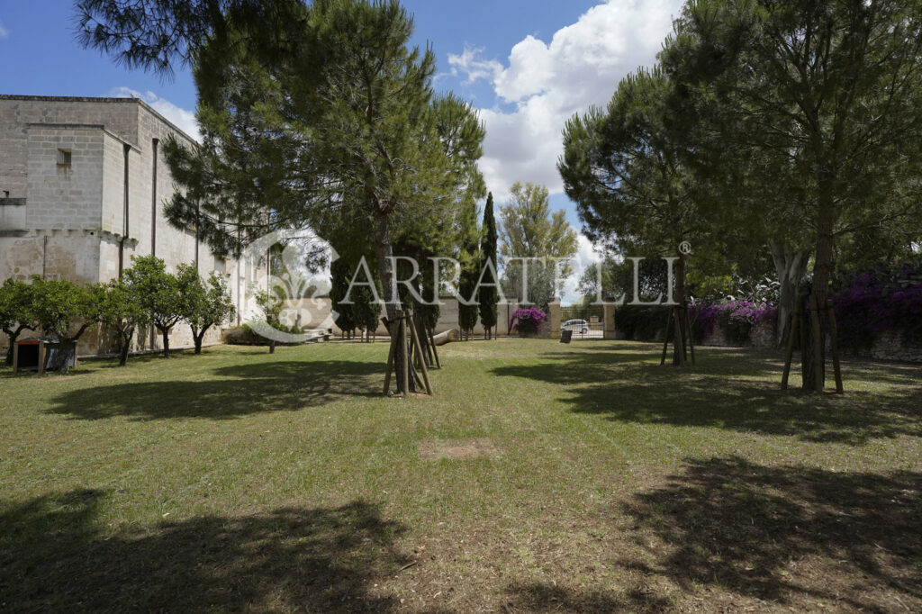 Masseria con Azienza Agricola nel cuore della Puglia