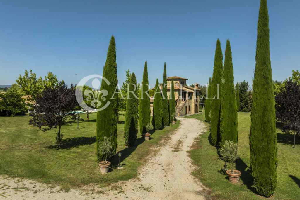 Lago Trasimeno villa moderna con piscina