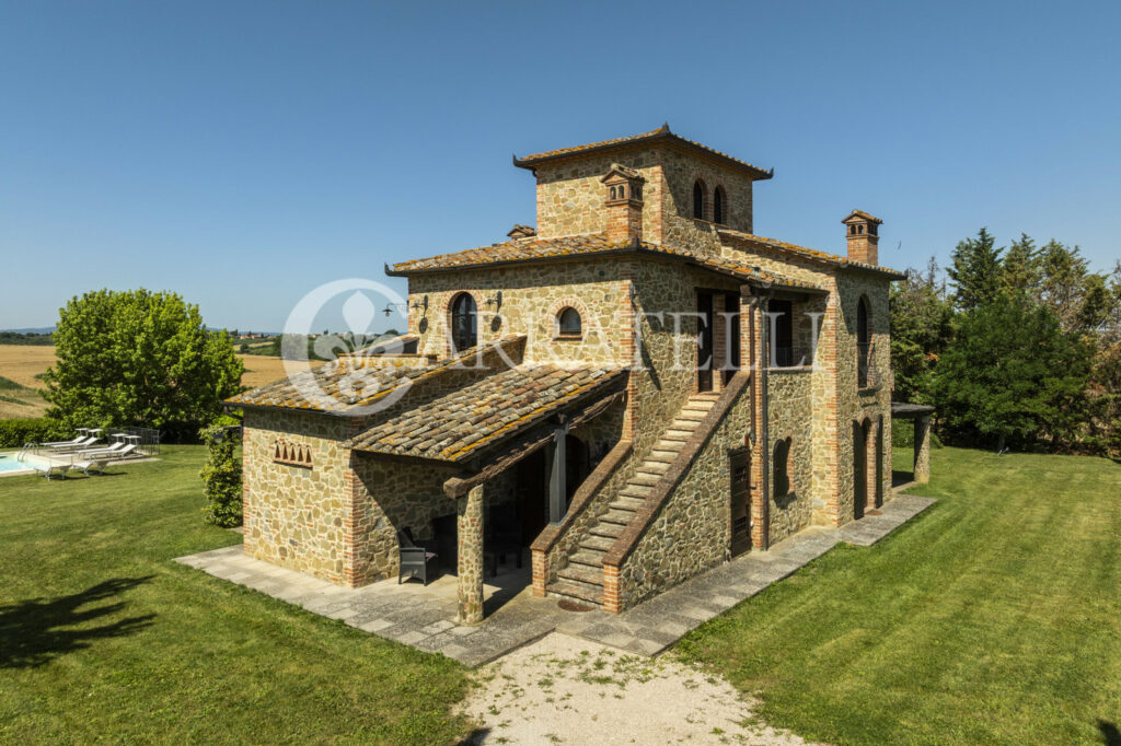 Lago Trasimeno villa moderna con piscina