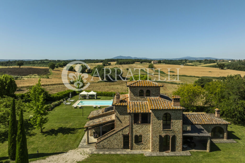 Lago Trasimeno villa moderna con piscina