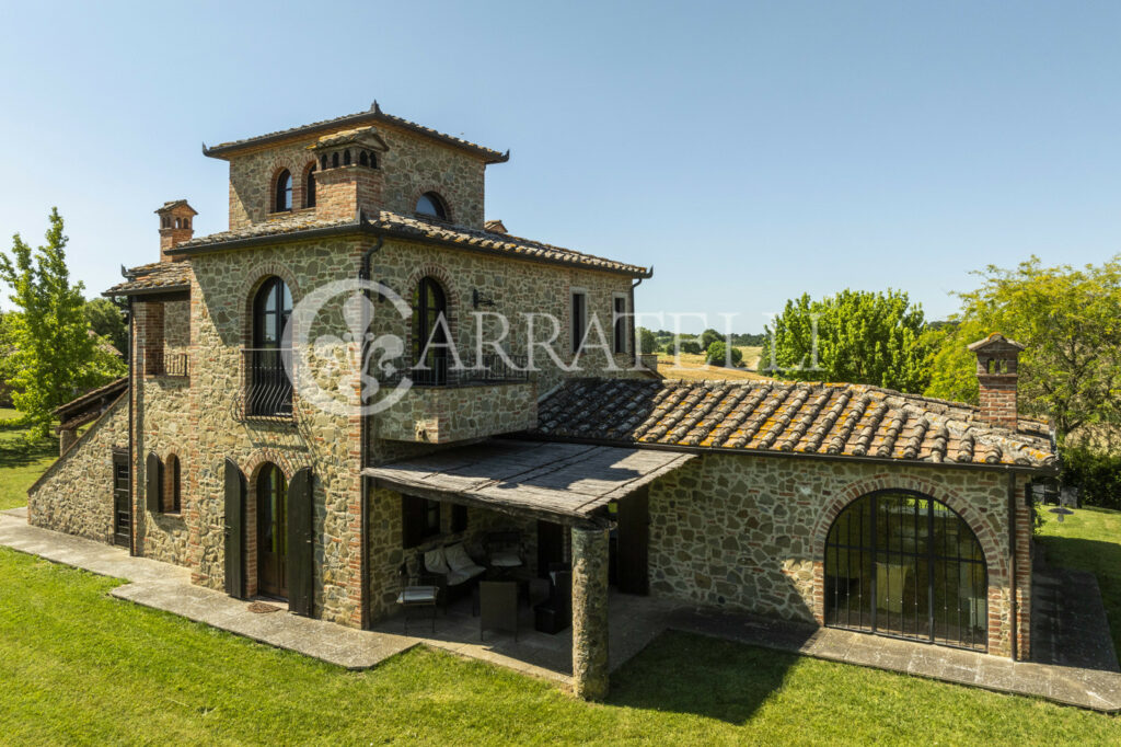 Lago Trasimeno villa moderna con piscina