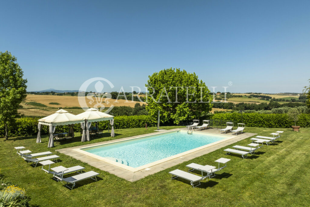 Lago Trasimeno villa moderna con piscina