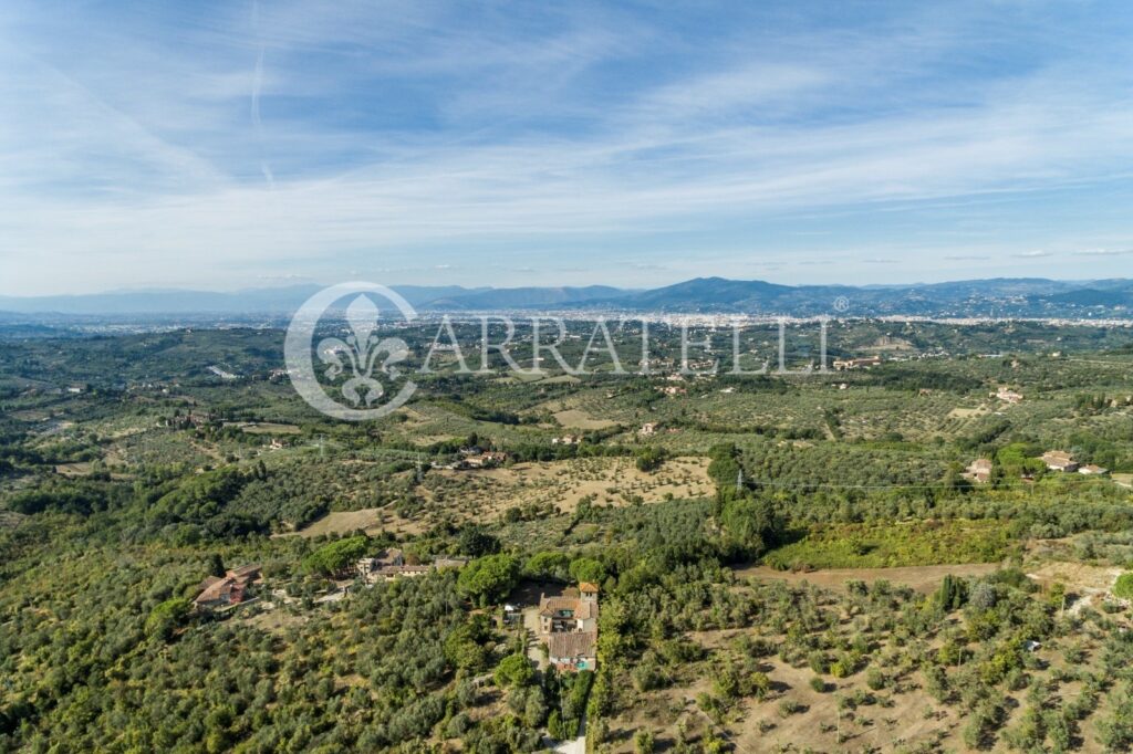 Villa d’epoca con depandance e parco ad Impruneta