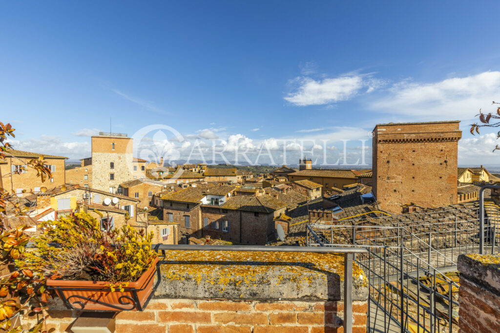 Attico a Siena con terrazze panoramiche Toscana