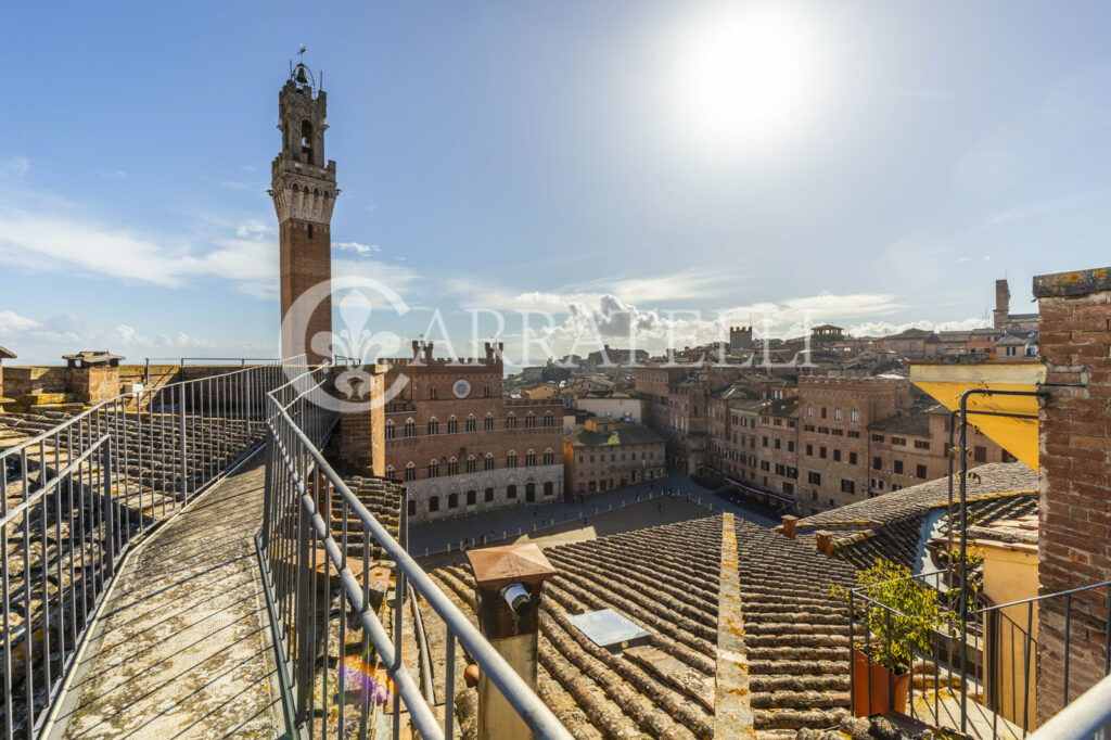 Attico a Siena con terrazze panoramiche Toscana