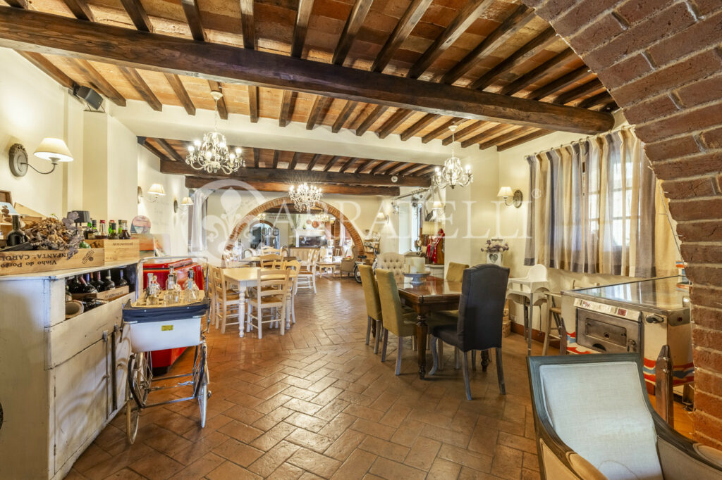 Antico monastero adibito a agriturismo di lusso